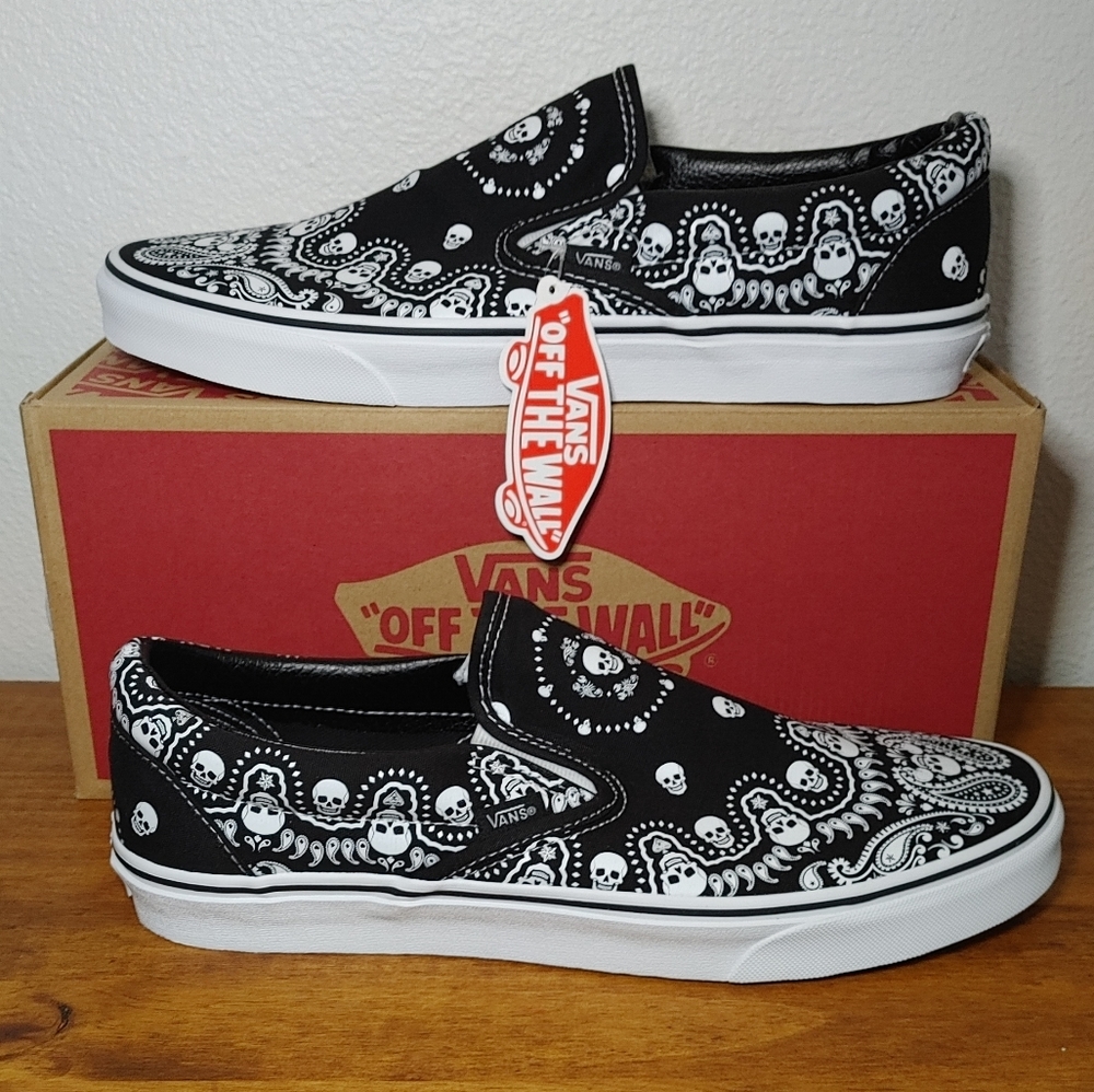 Vans Black Skull Bandana